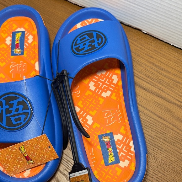 NEW-DragonBall Z Men's Slide Sandals Slippers Size 13 Blue & Orange - Picture 2 of 10